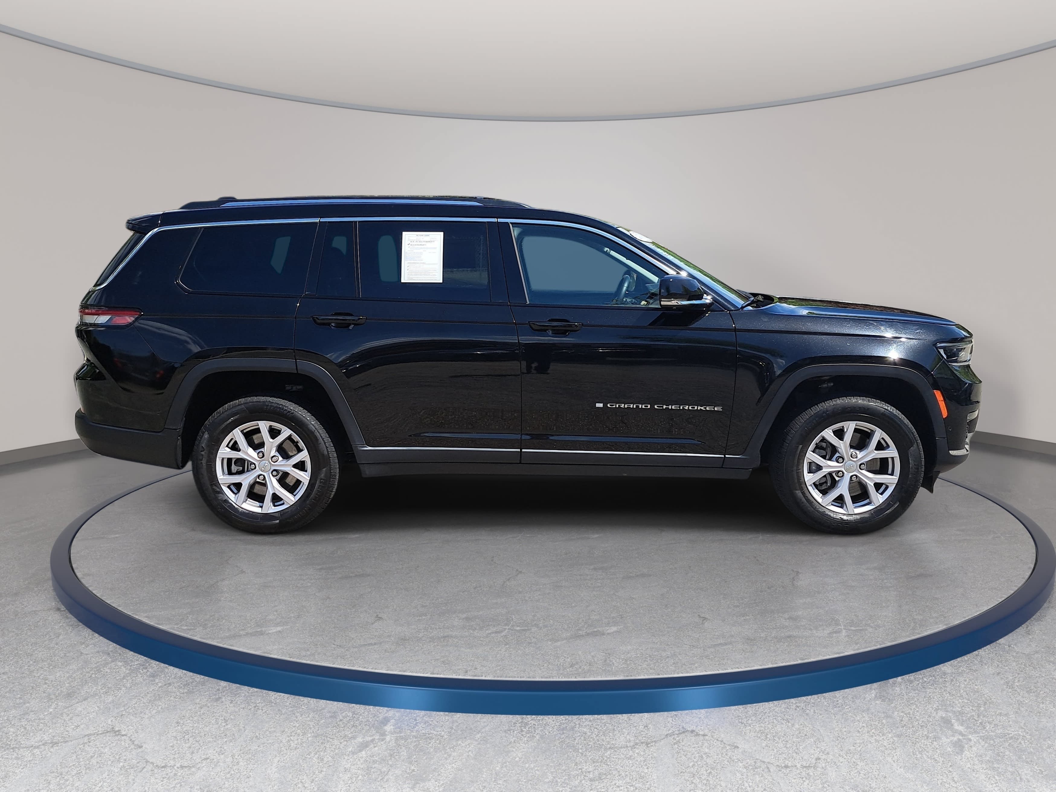 Used 2022 Jeep Grand Cherokee L Limited w/ Luxury Tech Group II AWD/4WD image 4