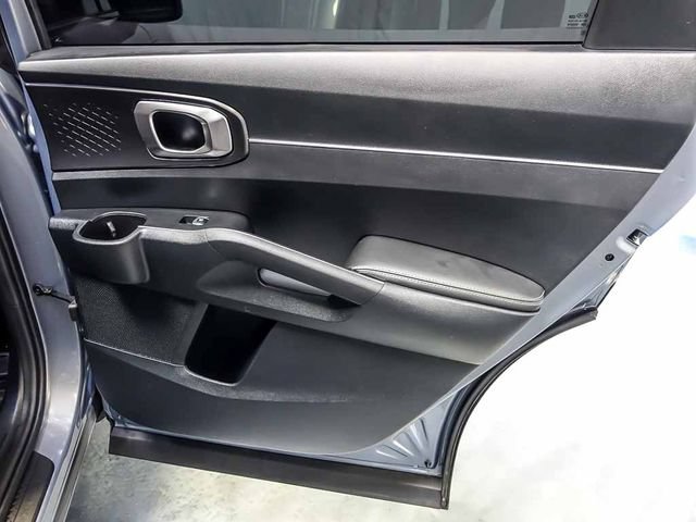 Used 2021 Kia Sorento S w/ Panoramic Sunroof Package AWD/4WD image 31