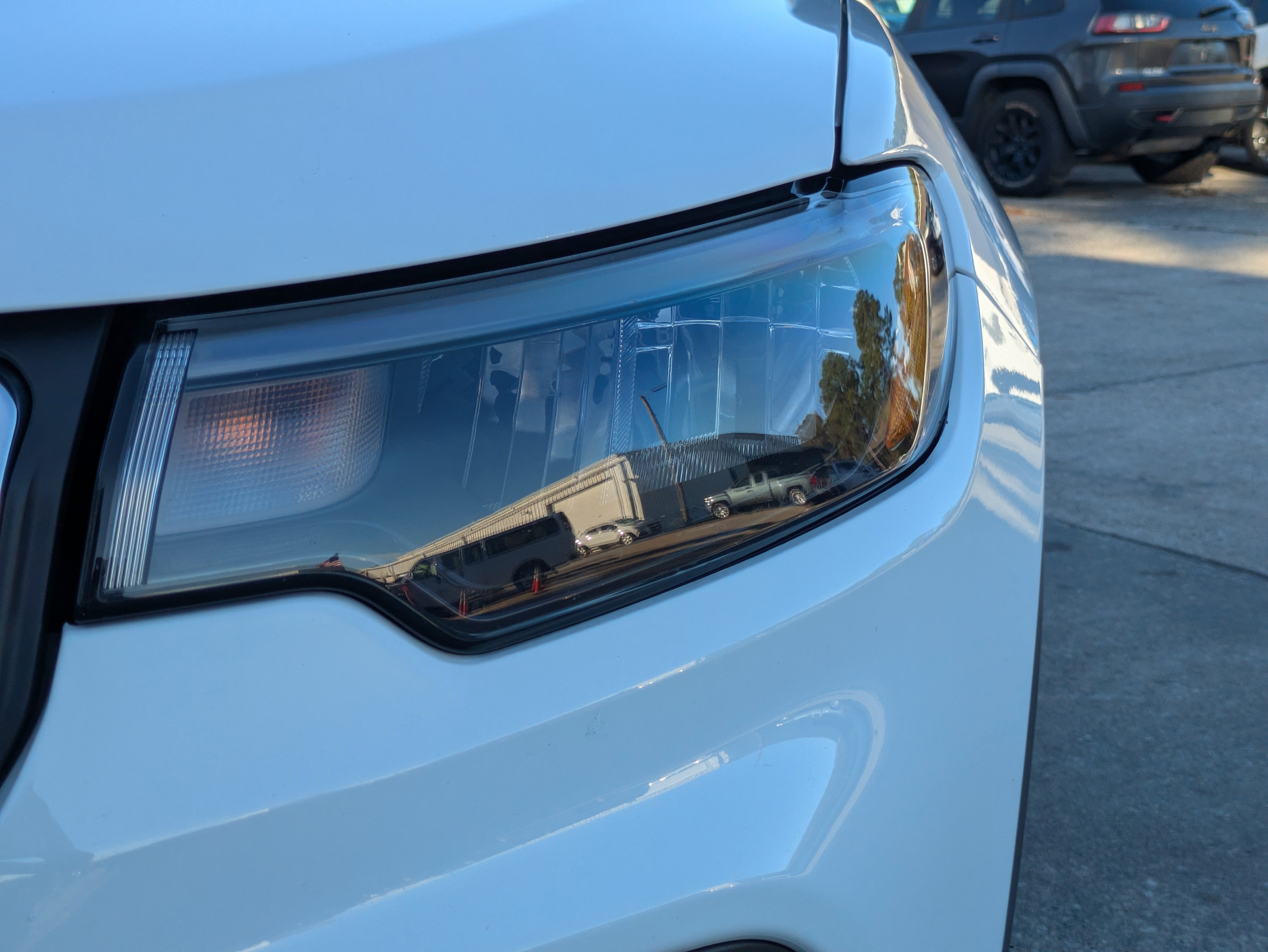 Used 2024 Jeep Compass Latitude image 31