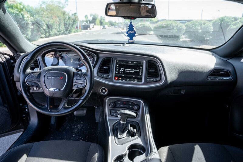 Used 2021 Dodge Challenger GT w/ Driver Convenience Group image 17