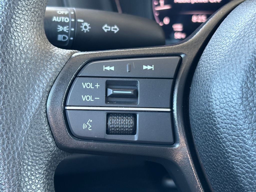 Used 2023 Honda Accord LX image 11