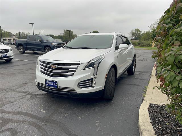 Used 2017 Cadillac XT5 Premium Luxury w/ LPO, Wheel Lock Package AWD/4WD image 3
