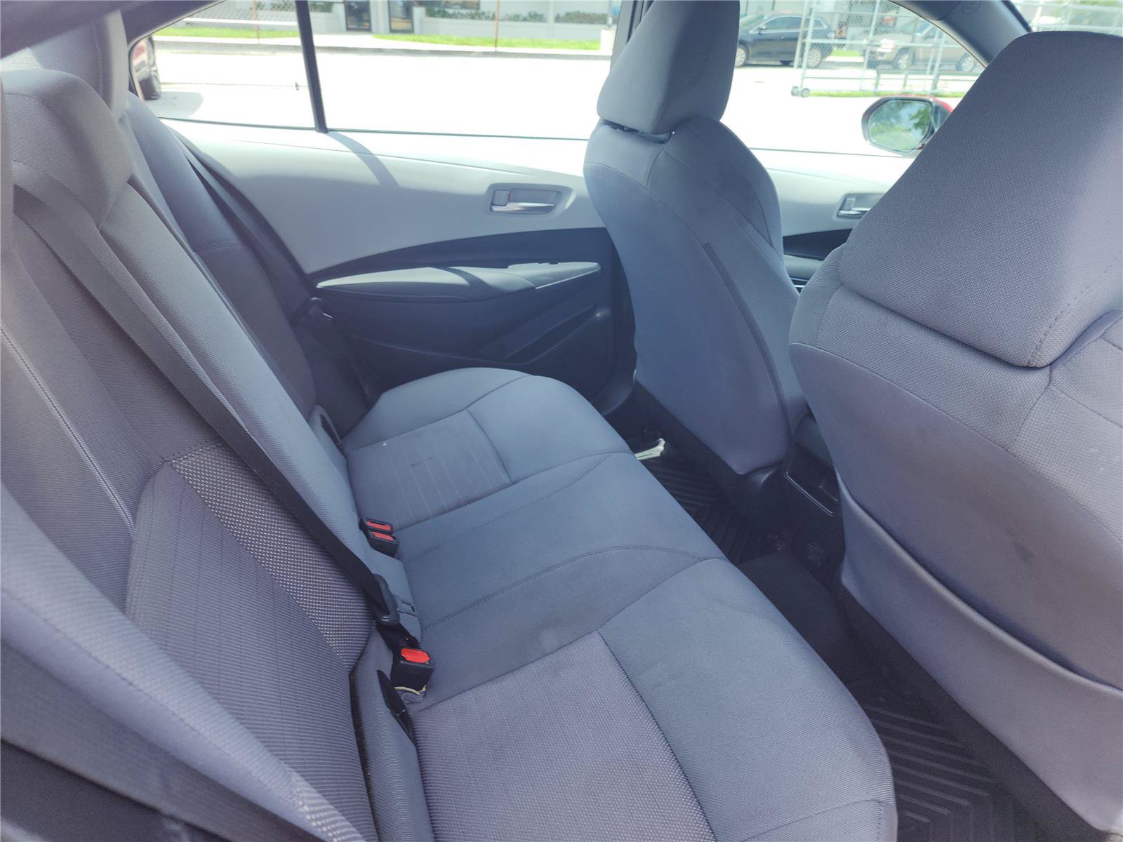 Used 2021 Toyota Corolla SE FWD image 23