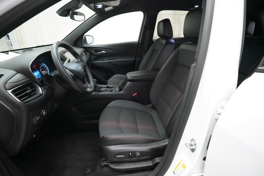 Used 2023 Chevrolet Equinox RS AWD/4WD image 7