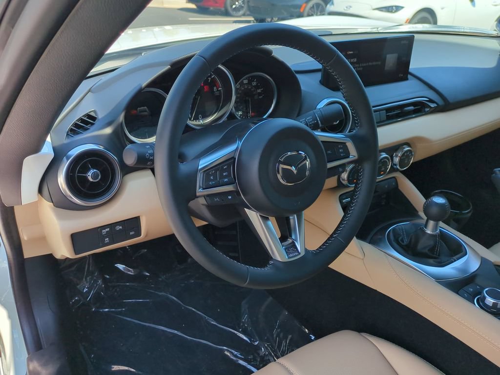 New 2026 MAZDA MX-5 Miata RF Grand Touring RWD image 13