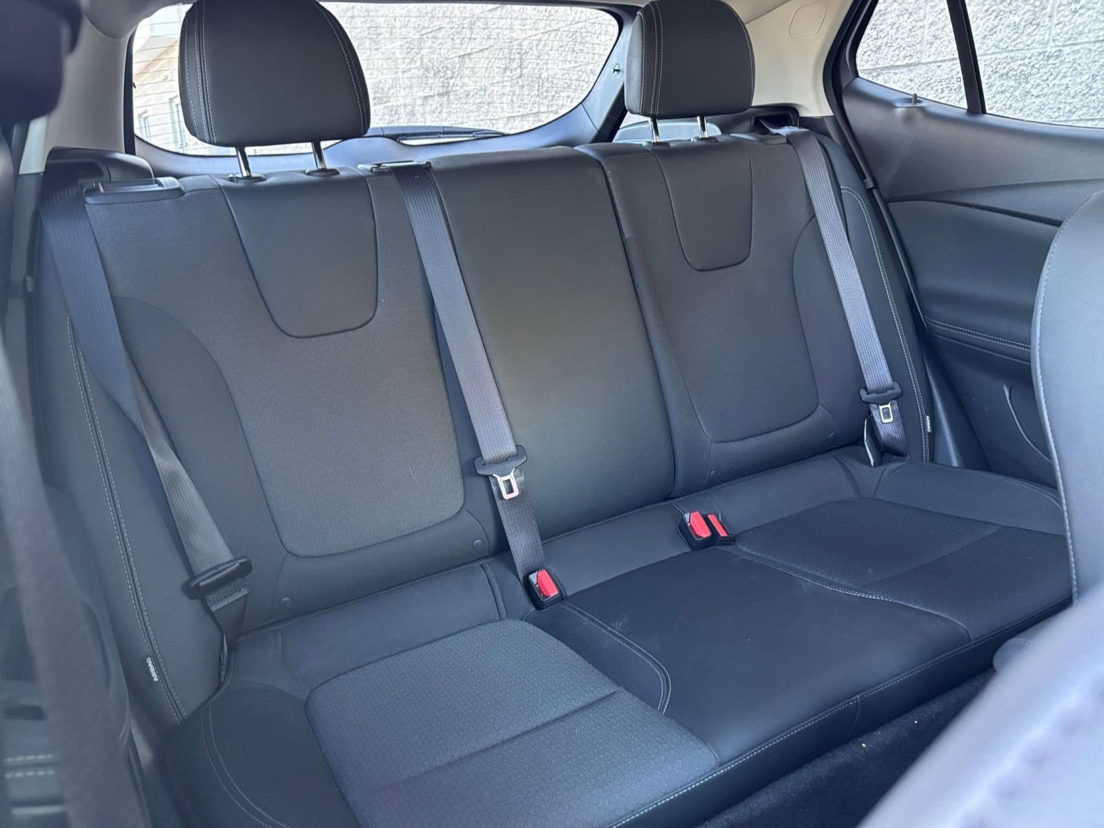 Used 2025 Buick Encore GX Preferred FWD image 27