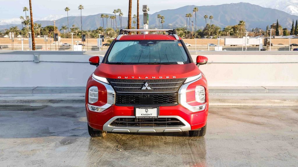 Used 2024 Mitsubishi Outlander SEL FWD image 3