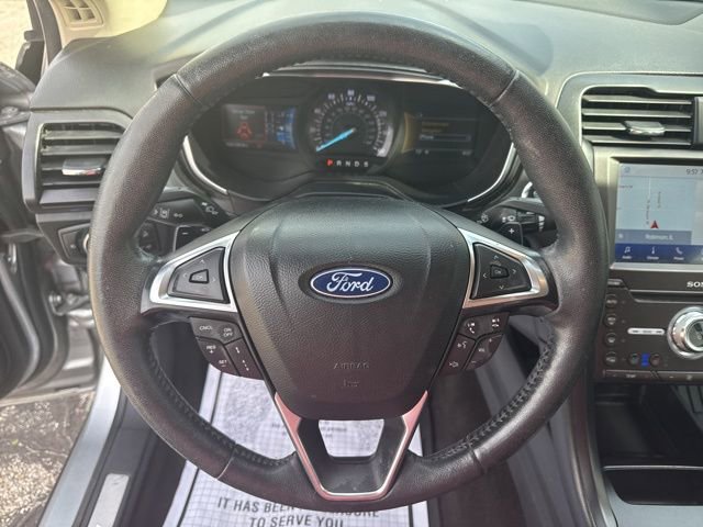 Used 2020 Ford Fusion Titanium AWD/4WD image 27