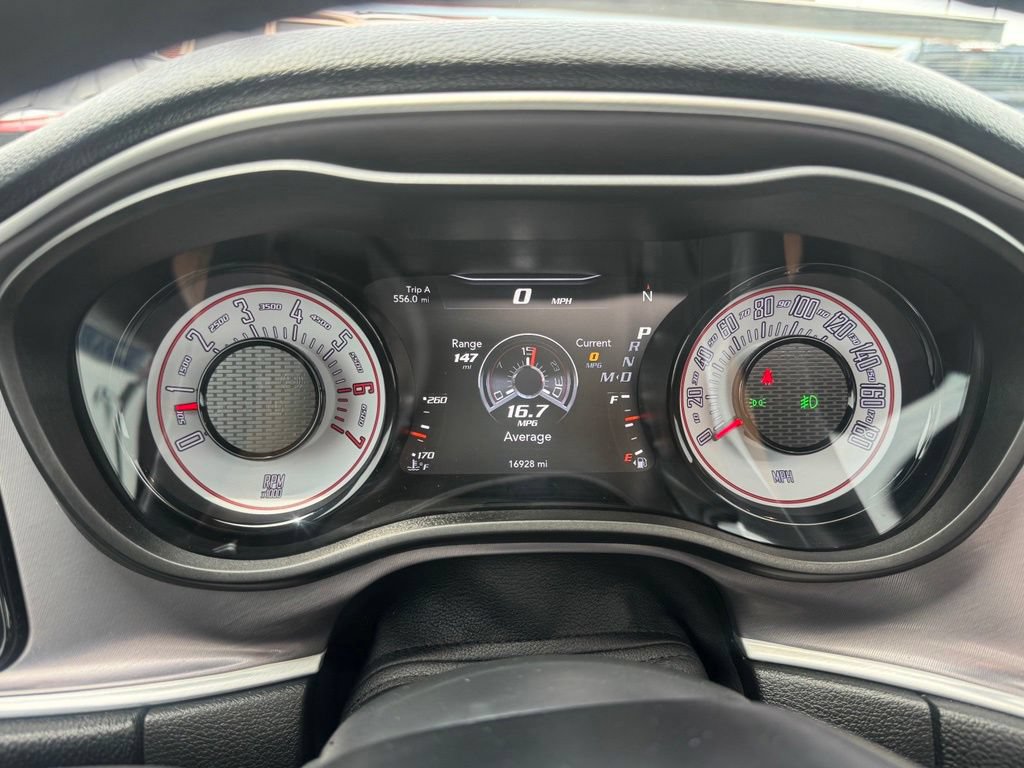 Used 2019 Dodge Challenger R/T Scat Pack w/ Shaker Package RWD image 38