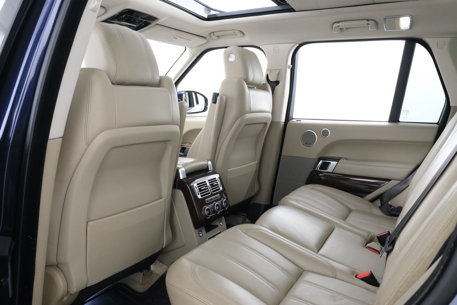 Used 2016 Land Rover Range Rover HSE AWD/4WD image 32