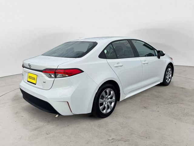 Used 2024 Toyota Corolla LE image 5