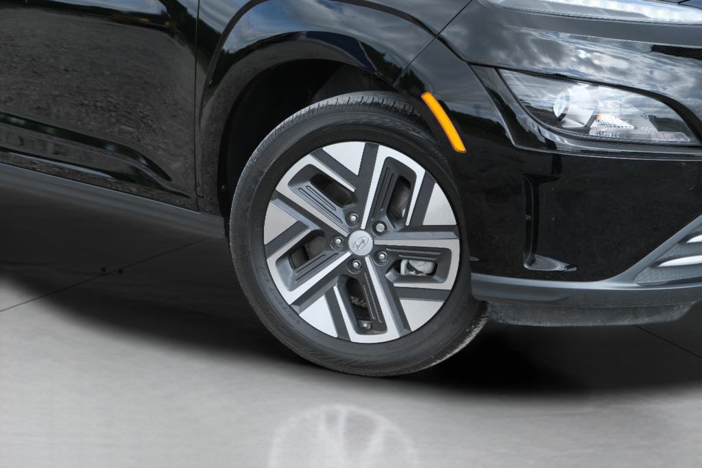 Used 2023 Hyundai Kona SE FWD image 10