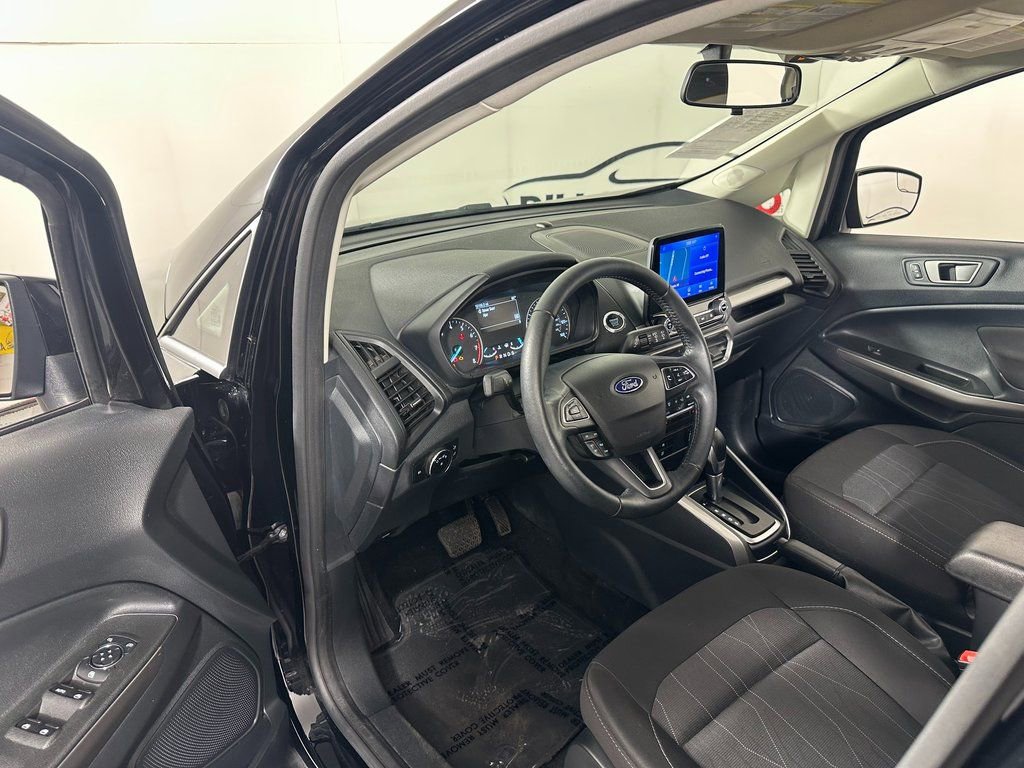 Used 2020 Ford EcoSport SE w/ SE Convenience Package image 18