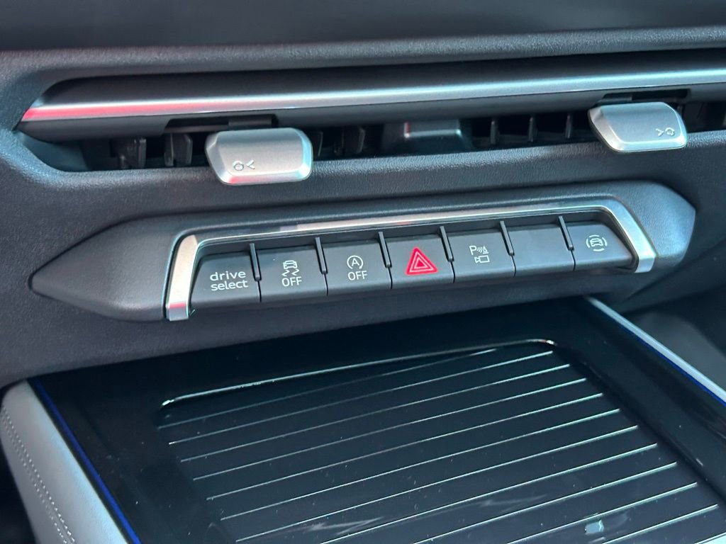 New 2026 Audi Q3 quattro 2.0T image 30