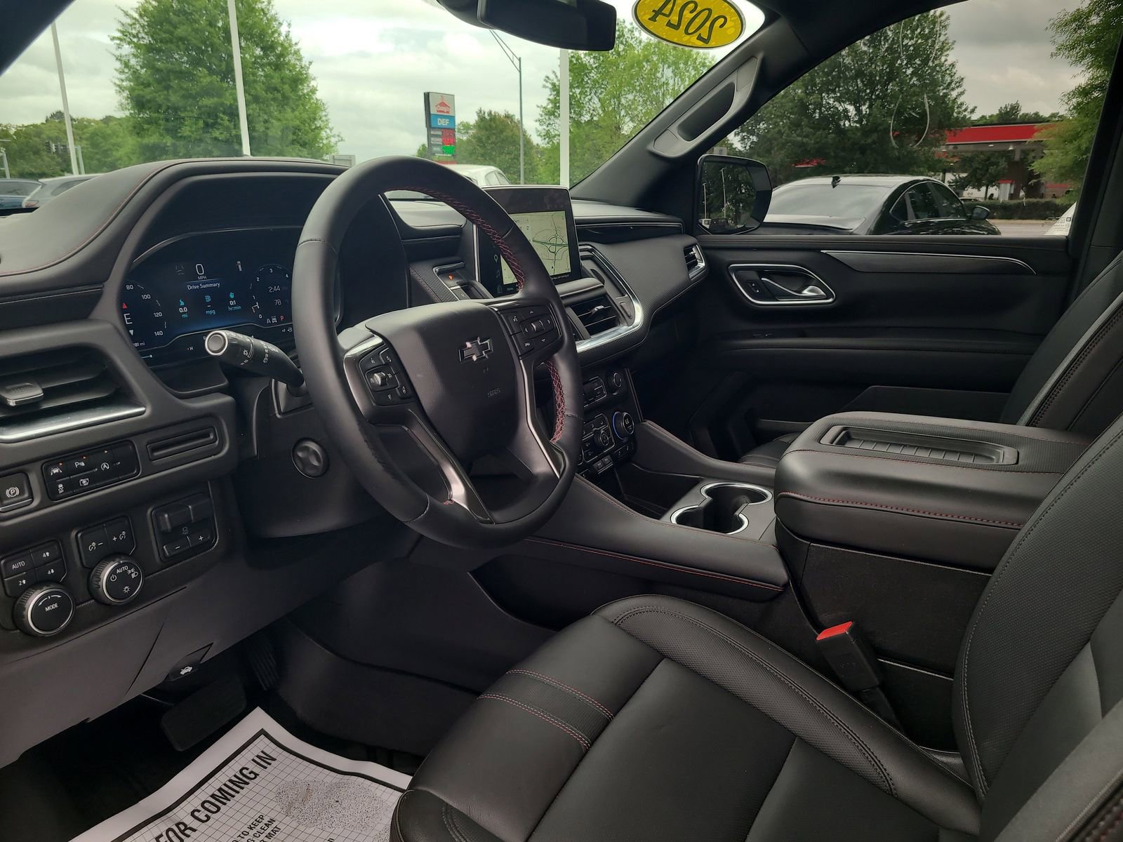 Used 2024 Chevrolet Tahoe RST w/ Luxury Package AWD/4WD image 10