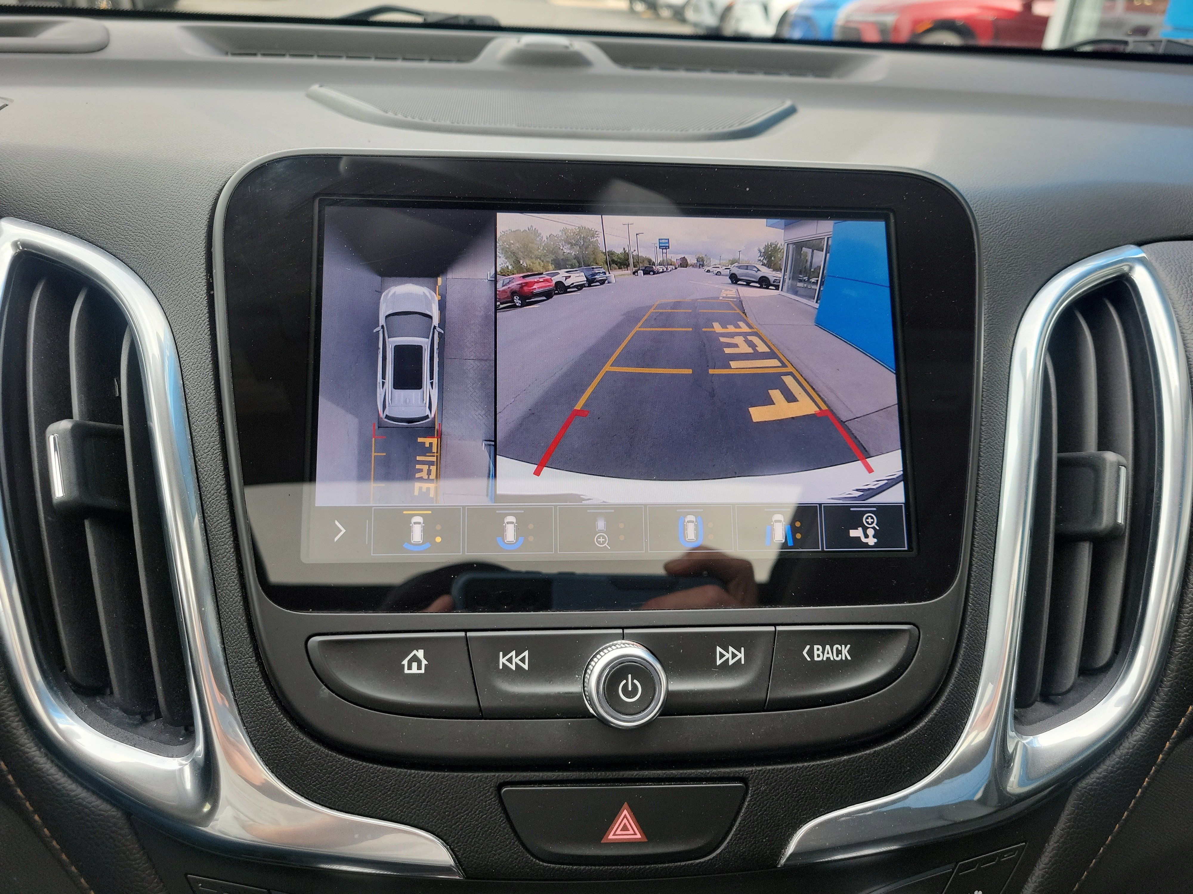 Certified 2019 Chevrolet Equinox Premier image 10