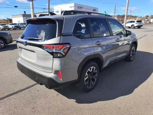 Certified 2025 Subaru Forester Premium w/ Convenience Package #1 AWD/4WD image 2