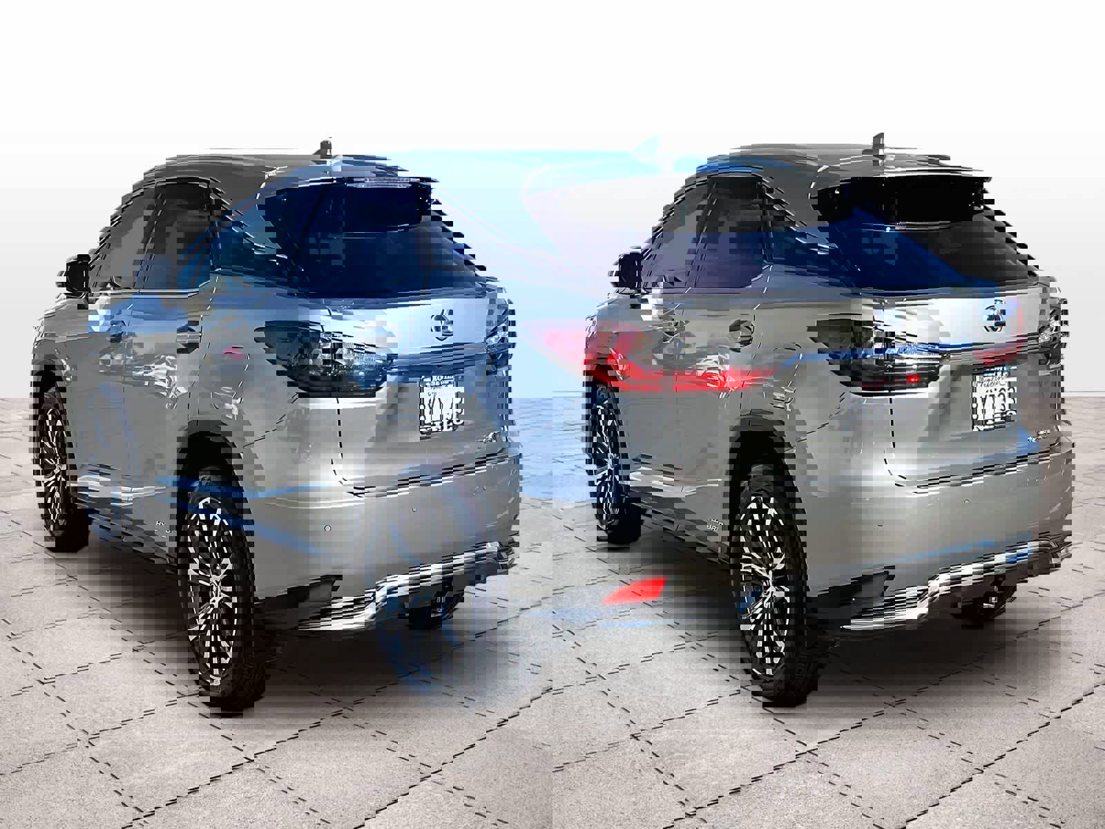 Used 2022 Lexus RX 450h AWD w/ Premium Package image 13