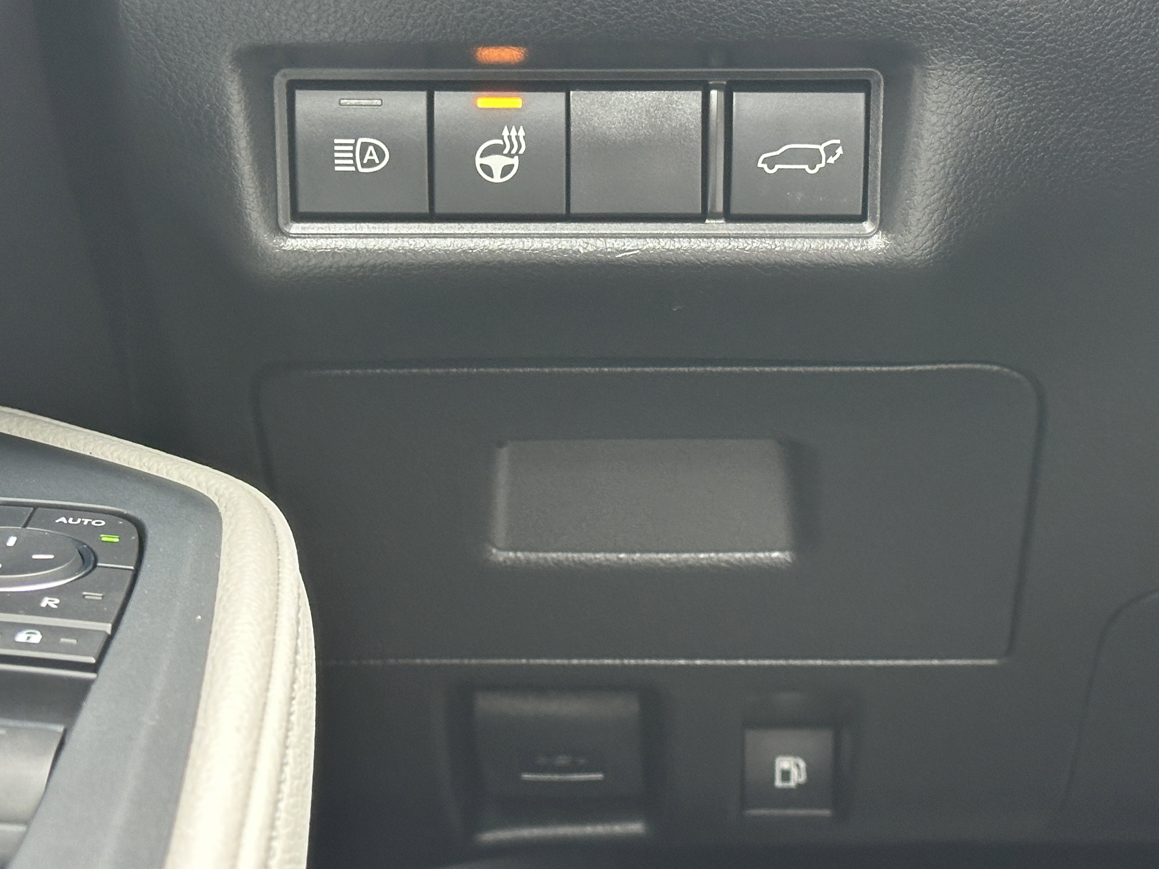 Used 2025 Toyota Grand Highlander AWD image 49