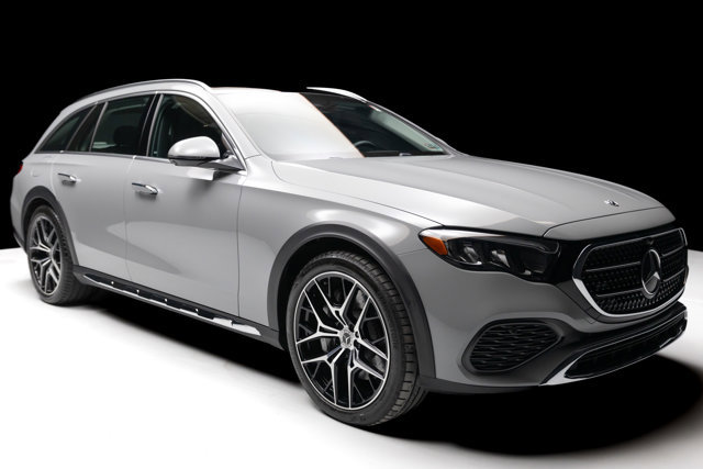 Used 2025 Mercedes-Benz E 450 4MATIC All-Terrain Wagon image 26
