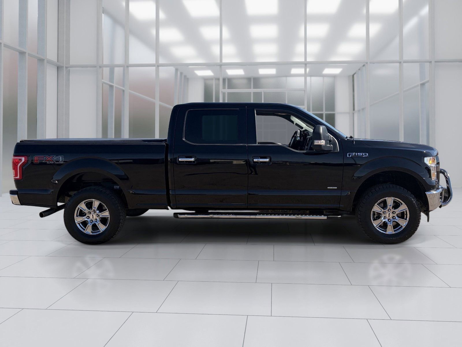 Used 2017 Ford F150 XLT w/ Equipment Group 302A Luxury AWD/4WD image 7
