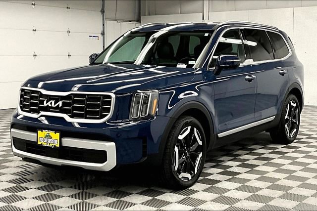 Used 2025 Kia Telluride S image 12