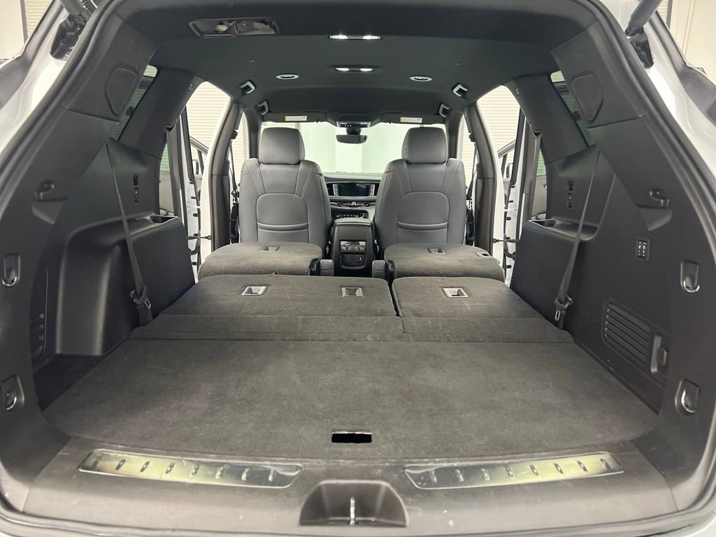 Used 2024 Buick Enclave Premium image 38
