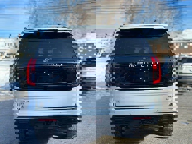 Used 2025 Ford Expedition Max Active image 4