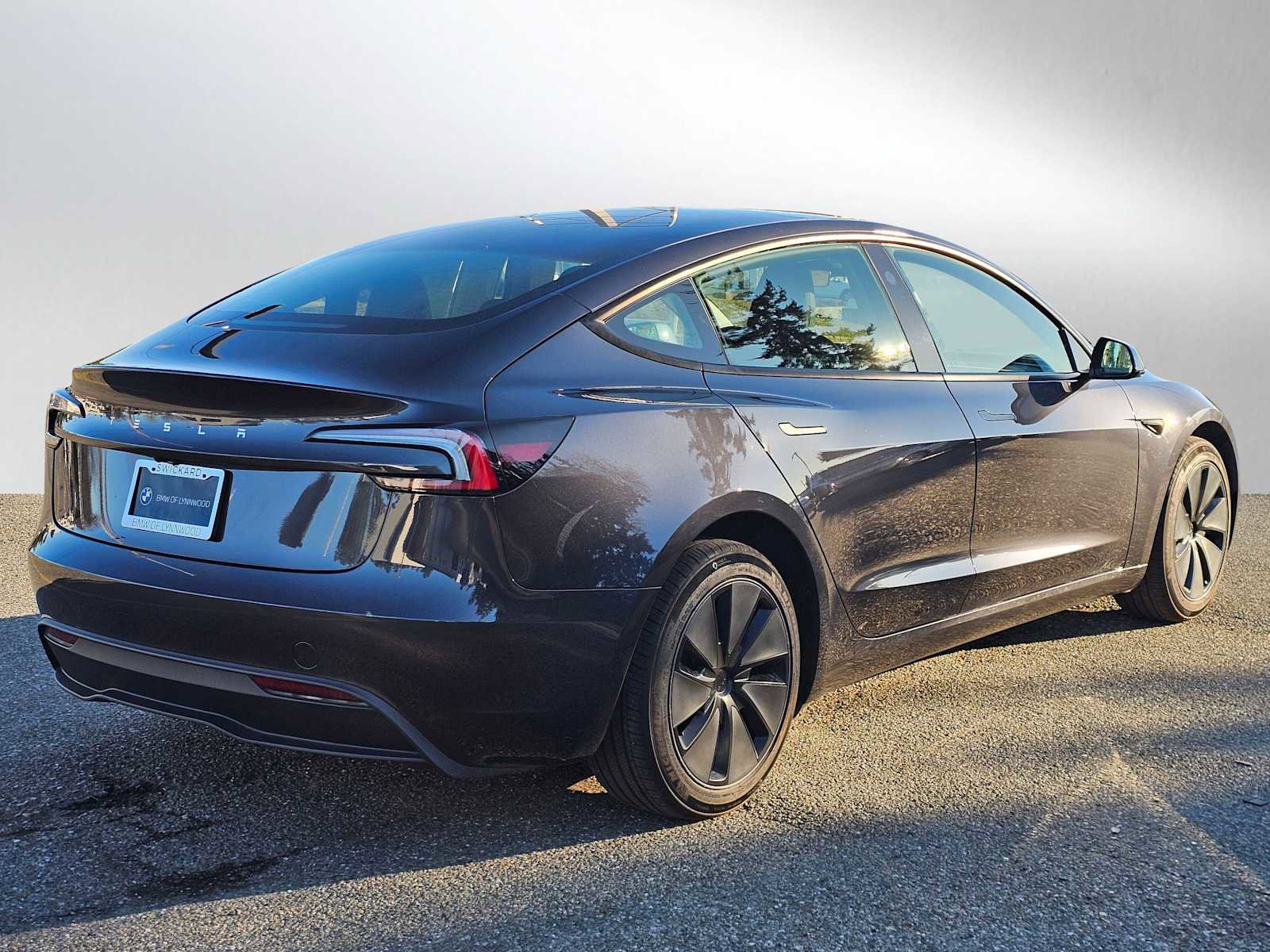 Used 2024 Tesla Model 3 Standard Range image 3