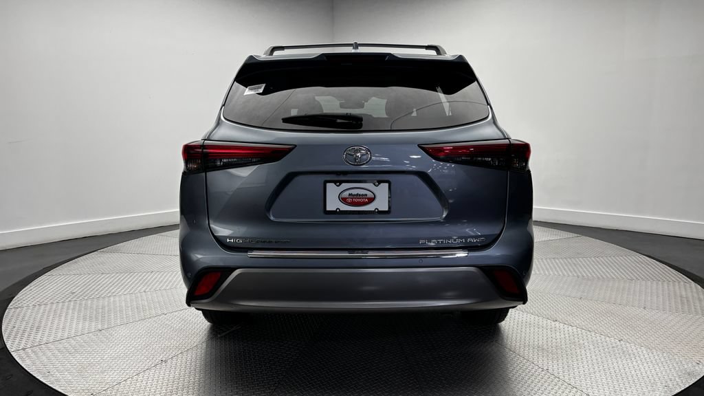 Used 2023 Toyota Highlander Platinum AWD/4WD image 41
