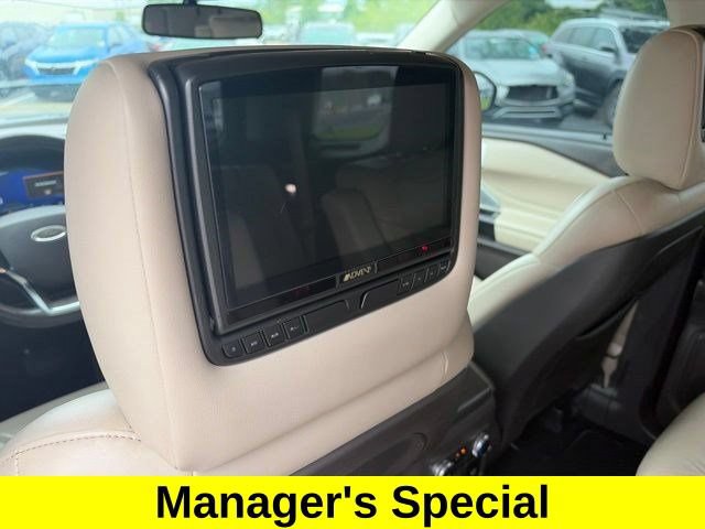Used 2020 Ford Explorer Platinum w/ Premium Technology Package AWD/4WD image 36