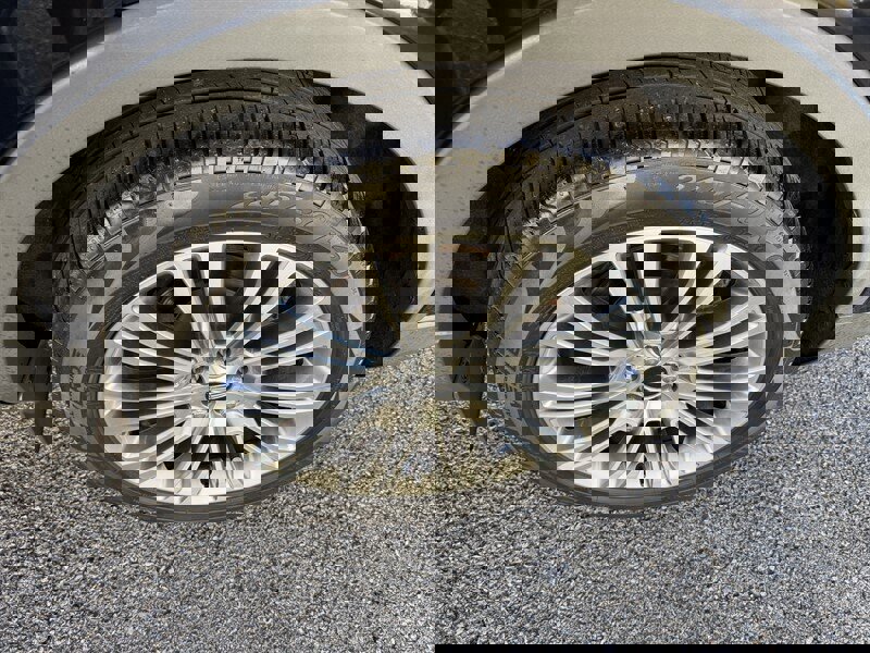 Used 2016 Lincoln MKX Reserve w/ Technology Package image 14