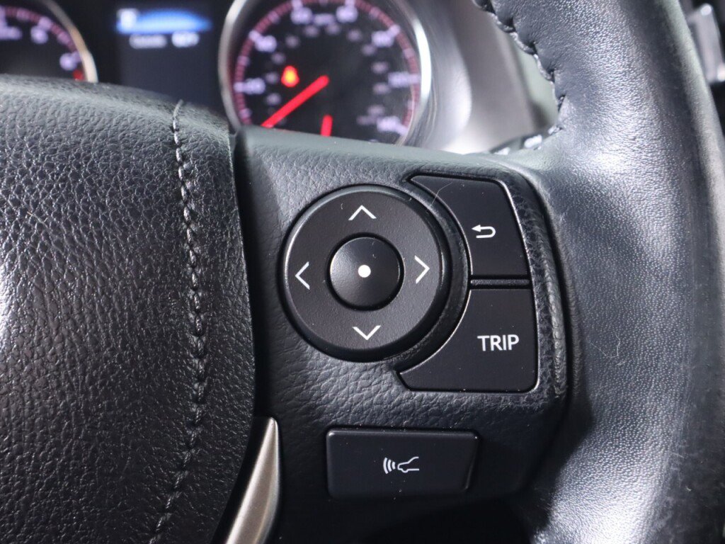 Used 2017 Toyota RAV4 SE AWD/4WD image 14