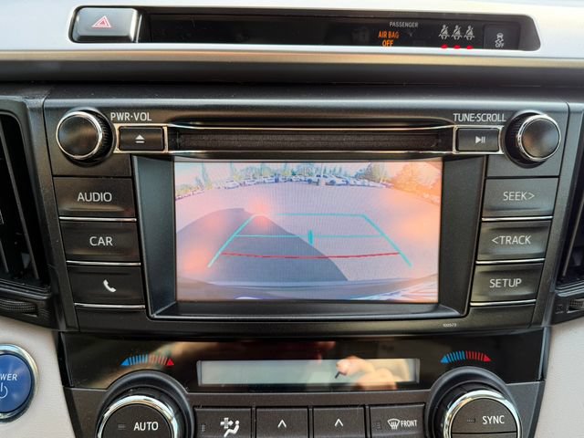 Used 2018 Toyota RAV4 LE AWD/4WD image 22