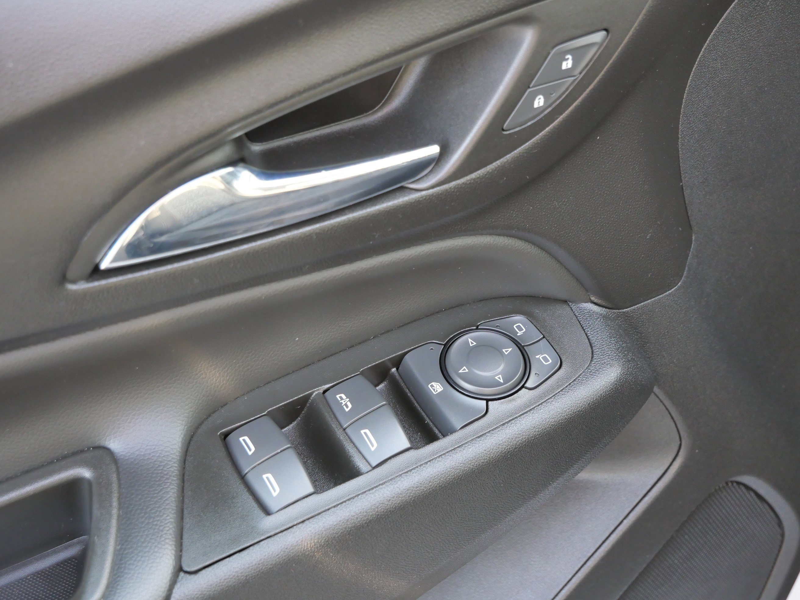 Used 2022 Chevrolet Equinox LT image 19