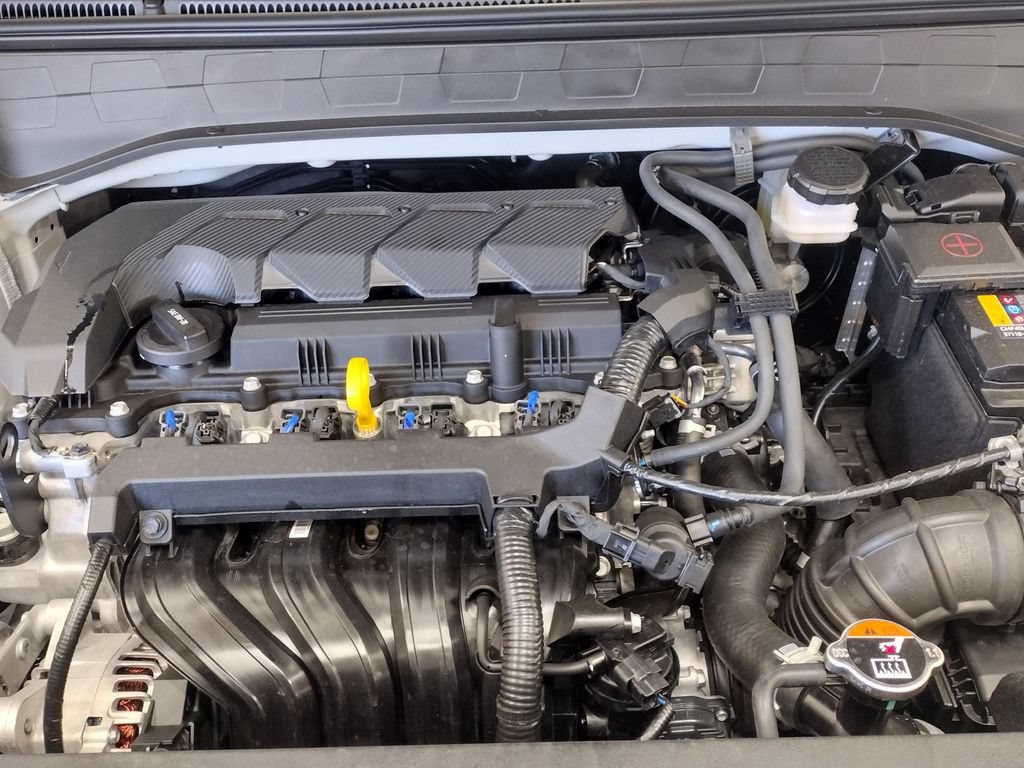 Certified 2026 Hyundai Venue SE FWD image 9