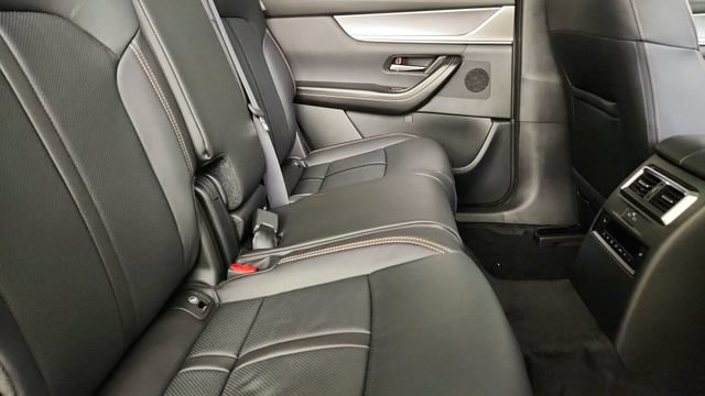 New 2026 MAZDA CX-90 Plug-In Hybrid w/Premium Sport AWD/4WD image 34