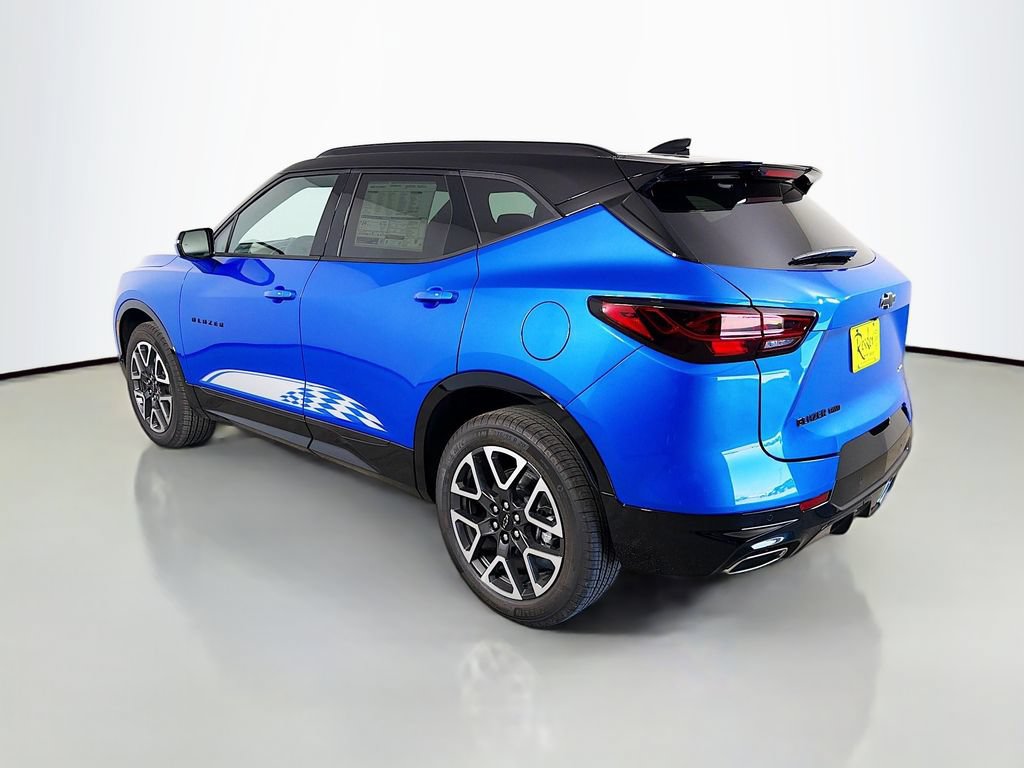 New 2026 Chevrolet Blazer RS w/ LPO, Exterior Decal Package AWD/4WD image 7
