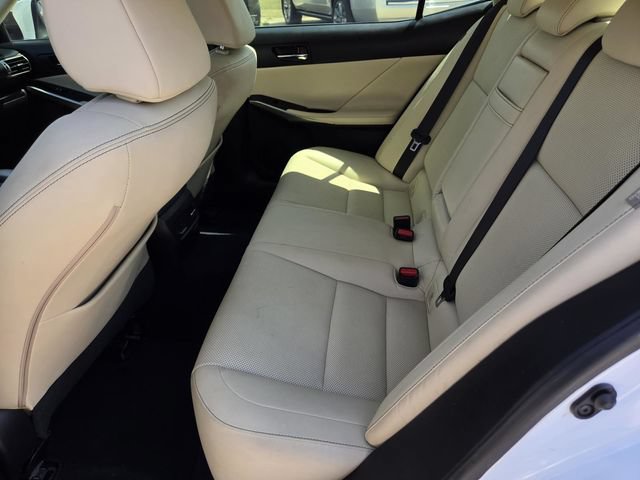 Used 2014 Lexus IS 250 w/ Navigation Package RWD image 33