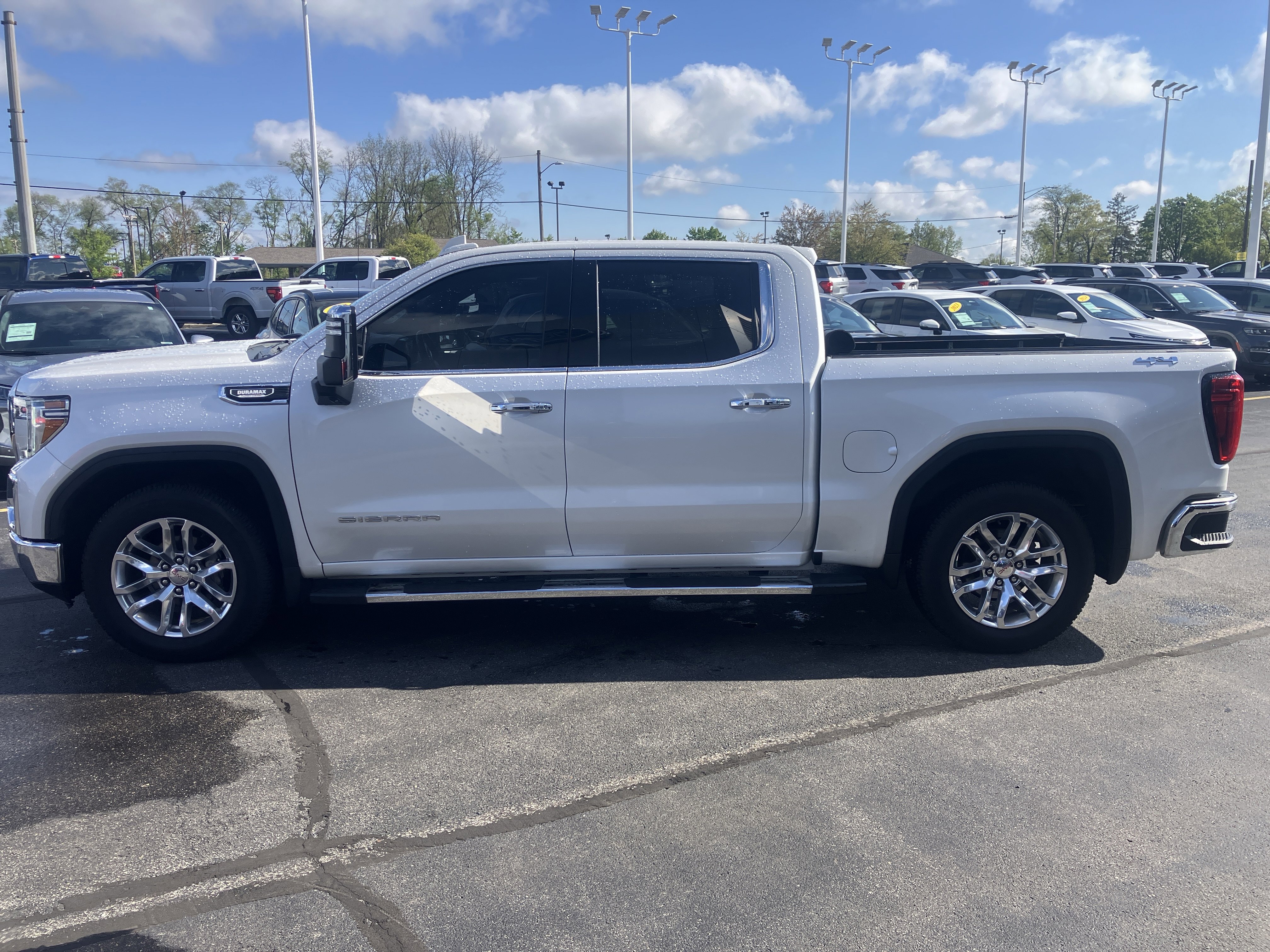 Used 2021 GMC Sierra 1500 SLT w/ SLT Premium Plus Package AWD/4WD image 4