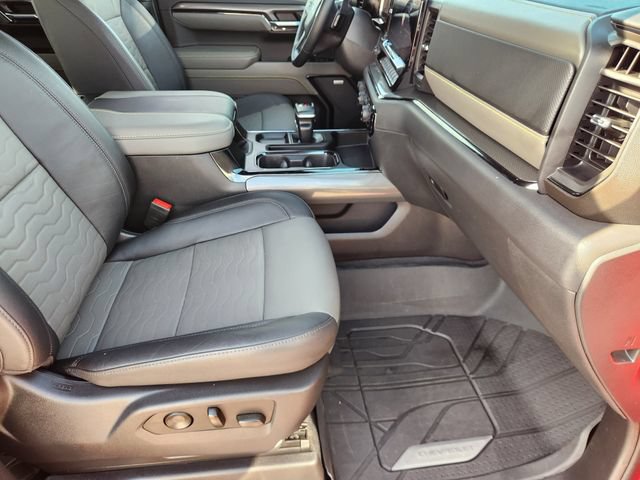 Used 2023 Chevrolet Silverado 1500 ZR2 w/ Technology Package AWD/4WD image 14
