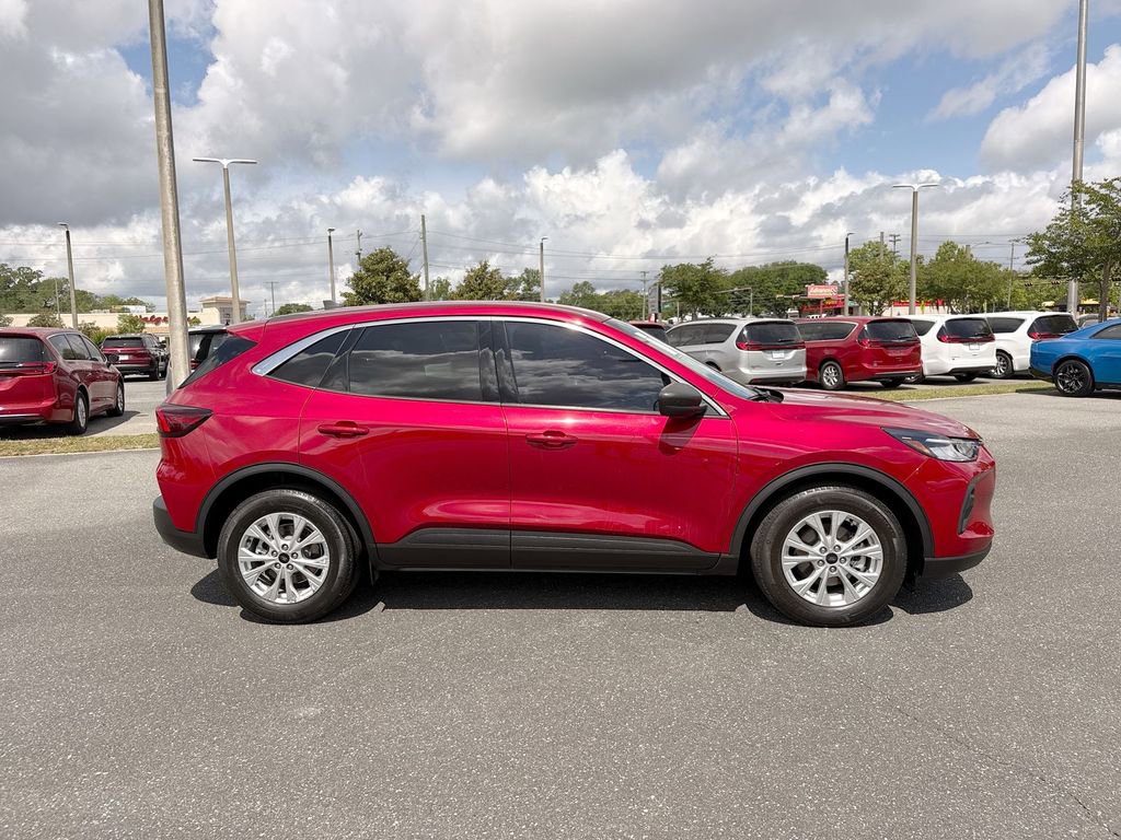 Used 2023 Ford Escape Active FWD image 2