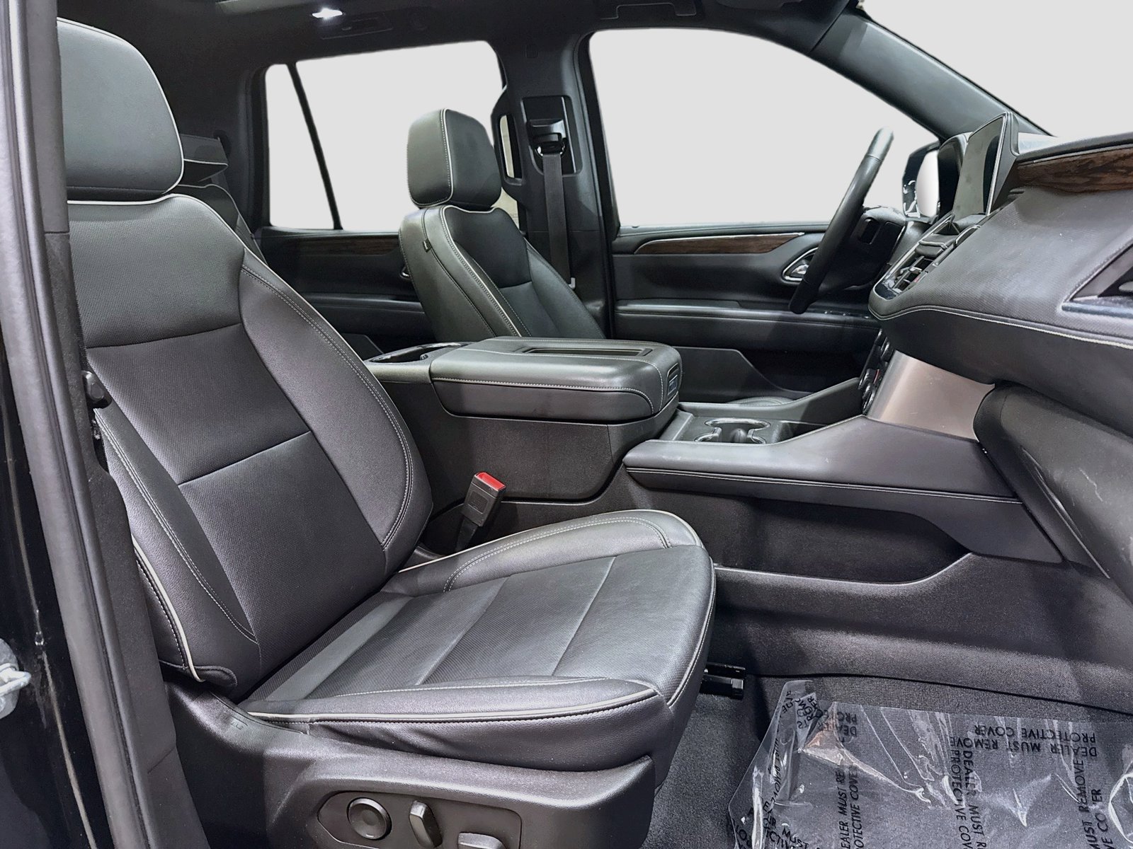 Used 2023 Chevrolet Tahoe Premier AWD/4WD image 34