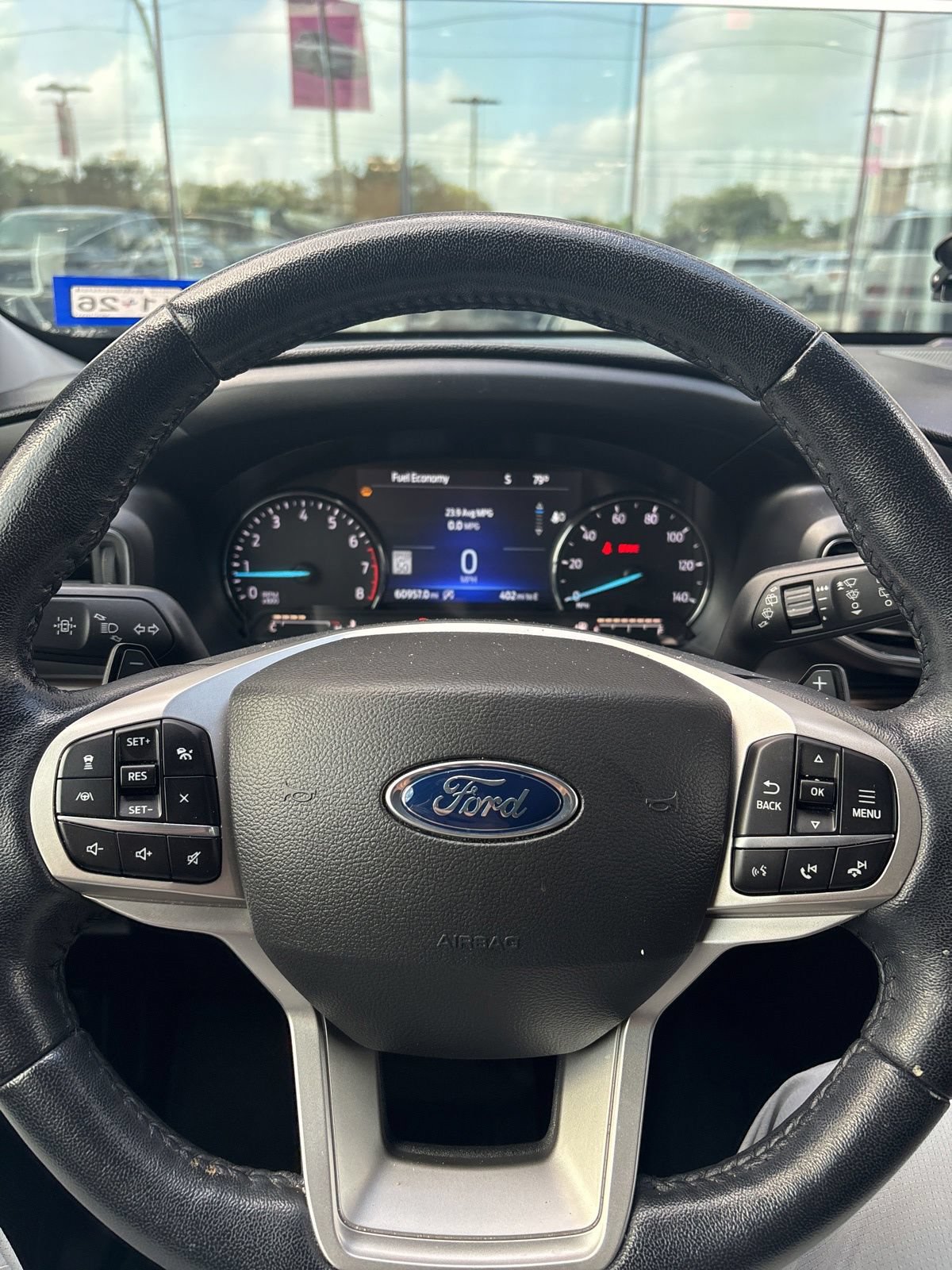 Used 2021 Ford Explorer Limited w/ Equipment Group 301A RWD image 7