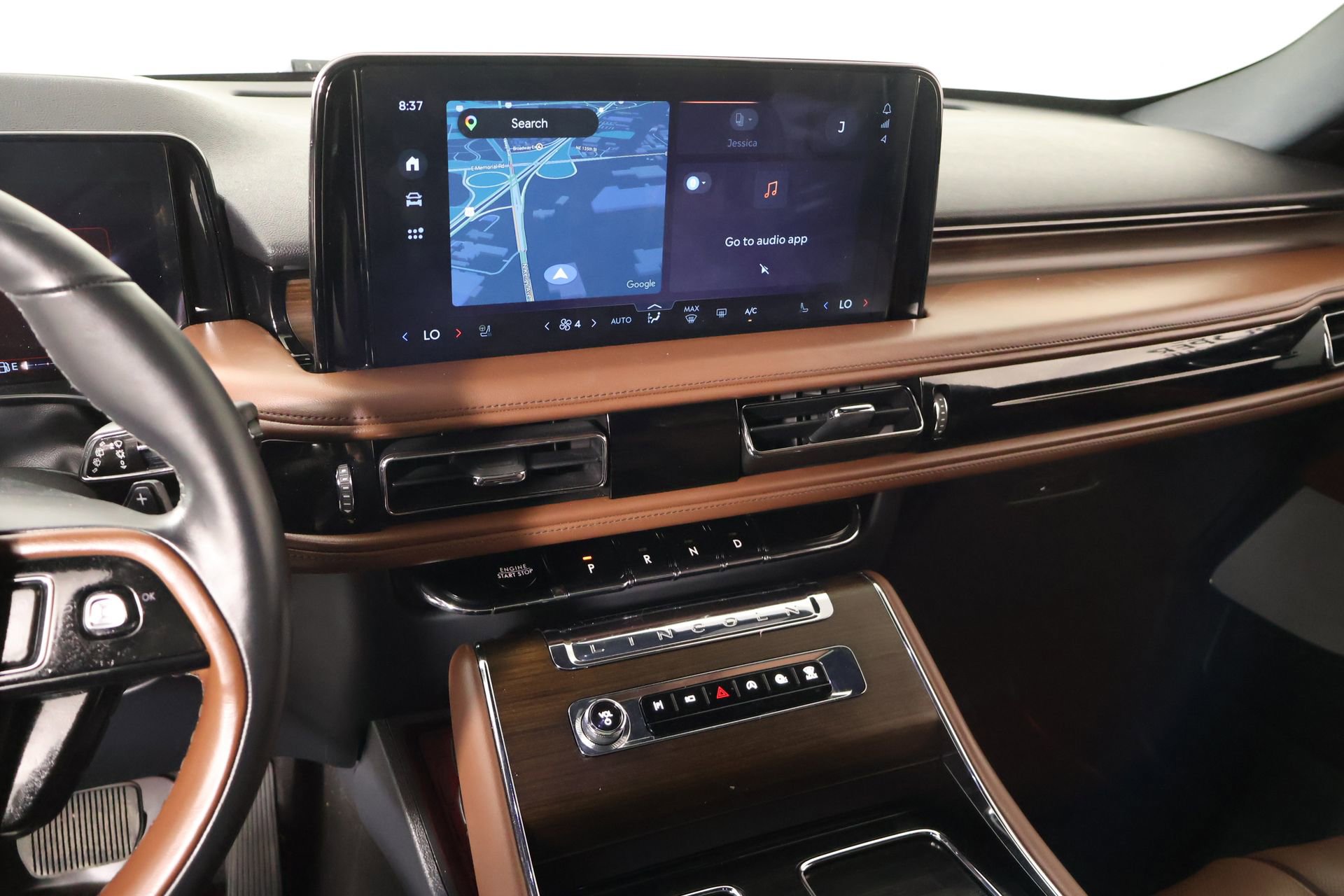 Used 2025 Lincoln Aviator Reserve w/ Equipment Group 201A AWD/4WD image 5