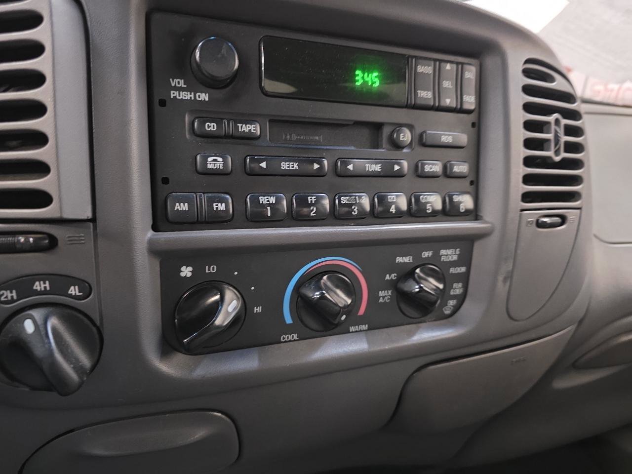 Used 2001 Ford F150 XLT image 40