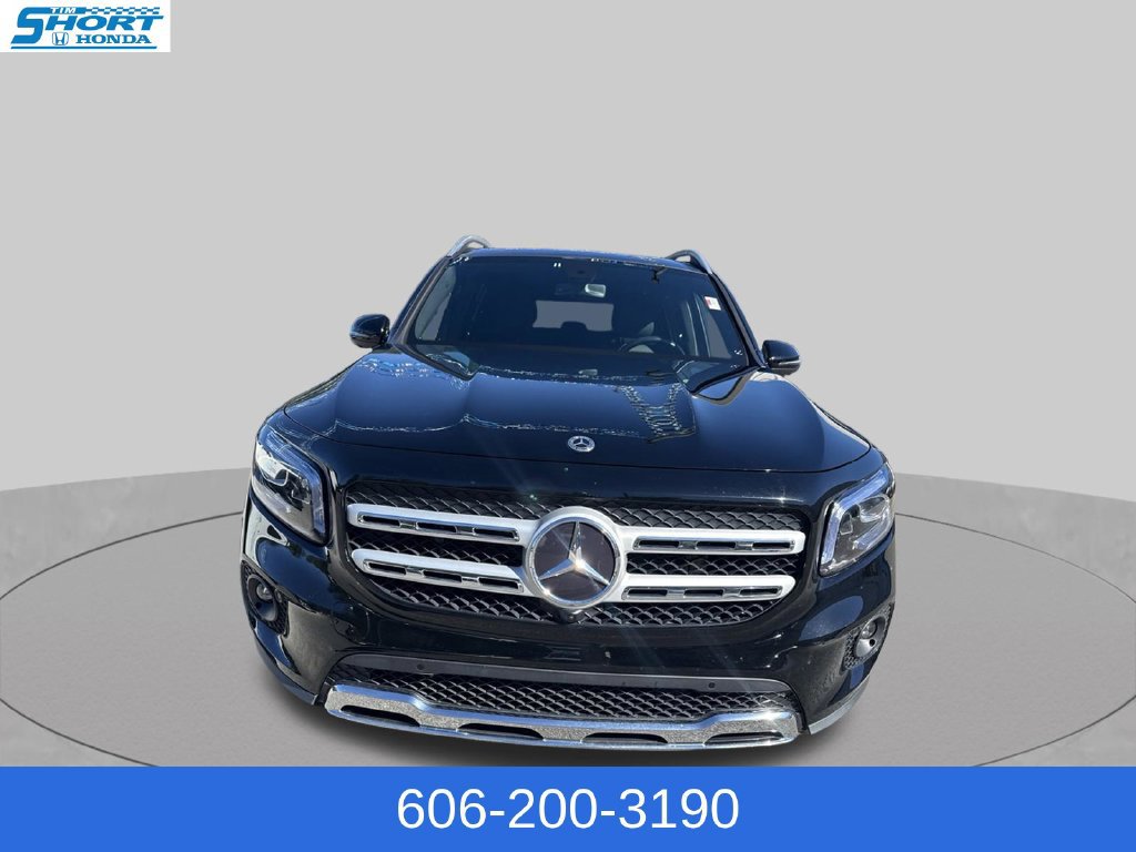 Used 2021 Mercedes-Benz GLB 250 4MATIC image 2