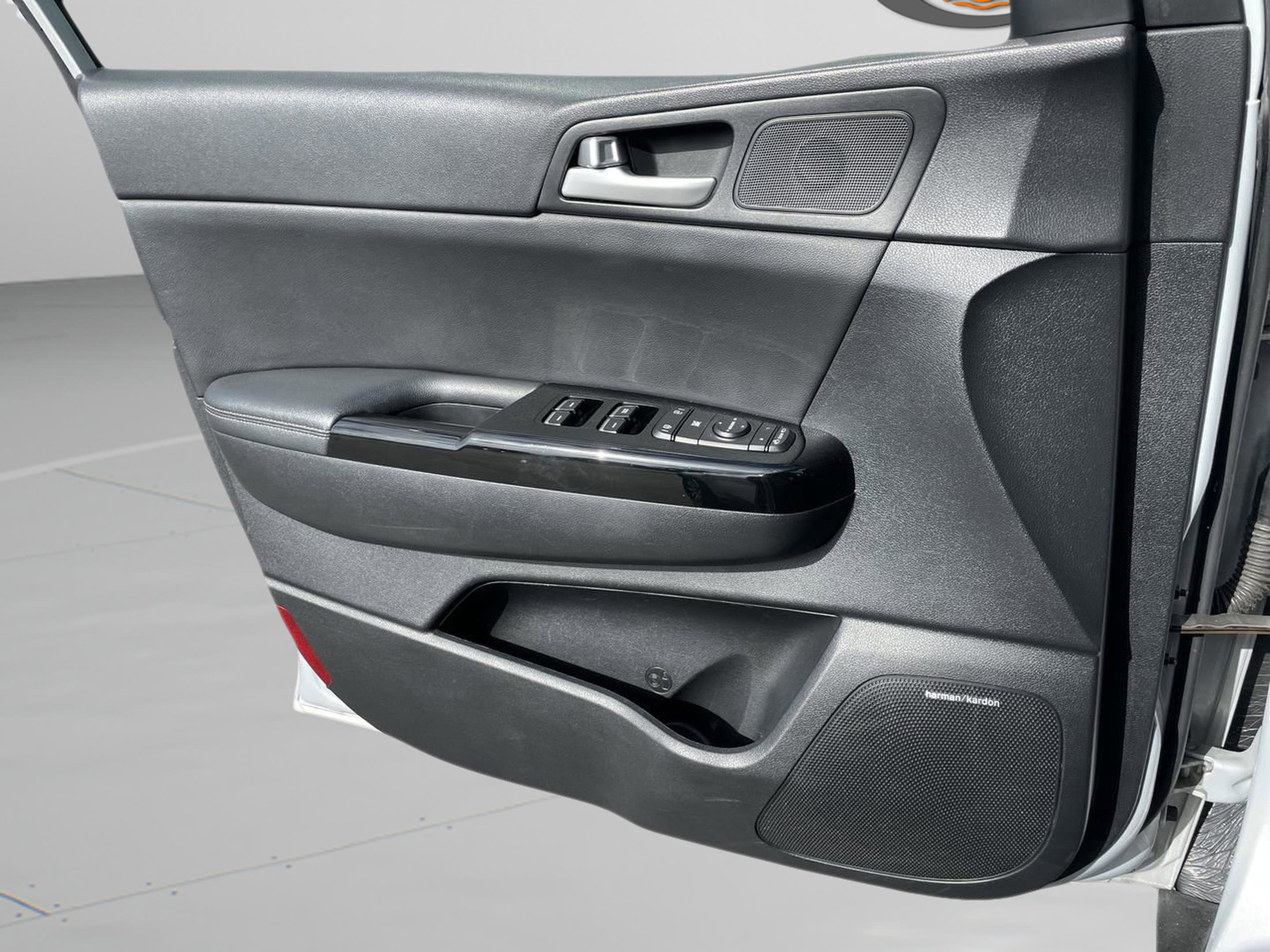 Used 2019 Kia Sportage EX w/ EX Technology Package image 15