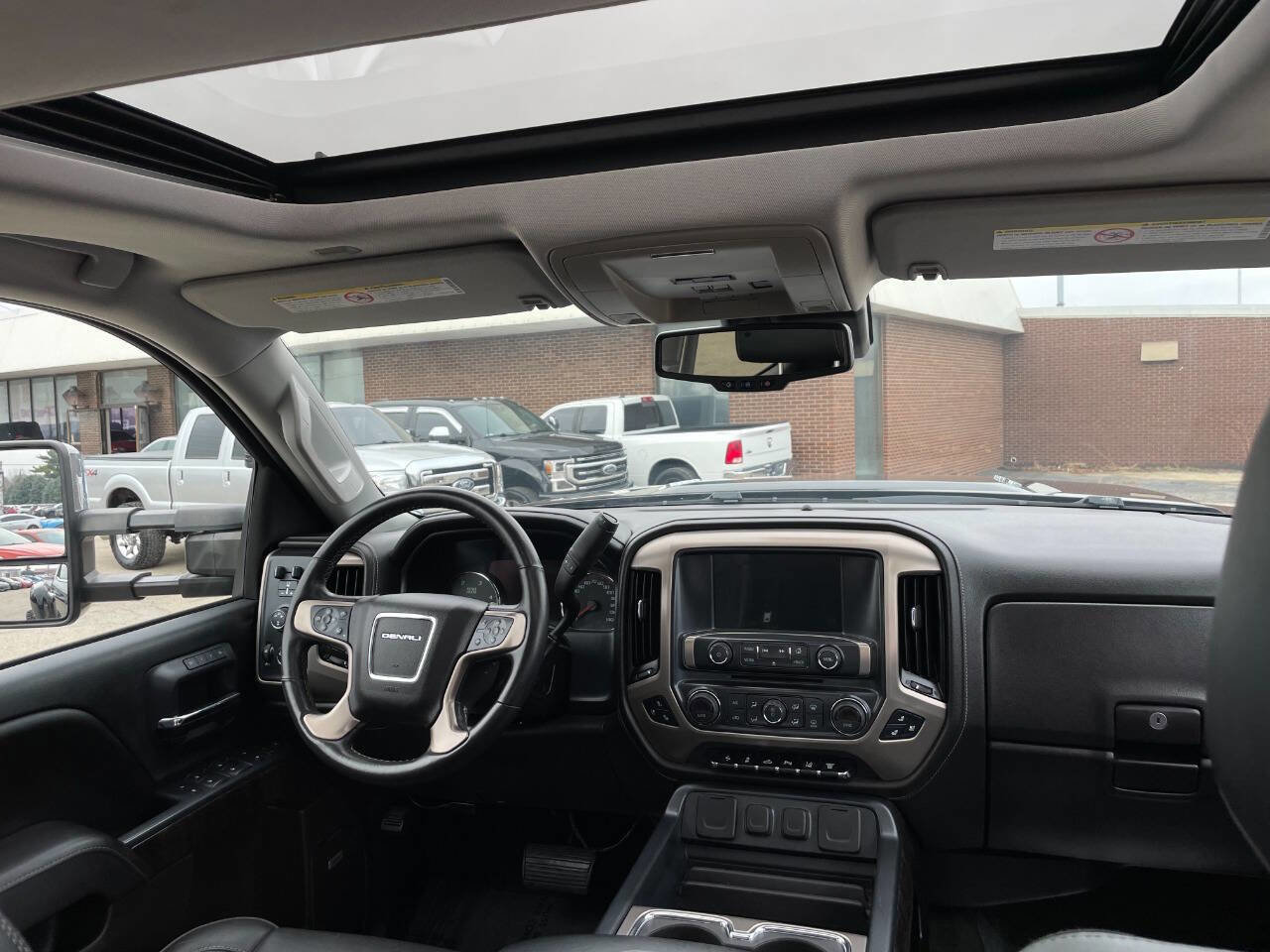 Used 2016 GMC Sierra 3500 Denali w/ Duramax Plus Package image 35