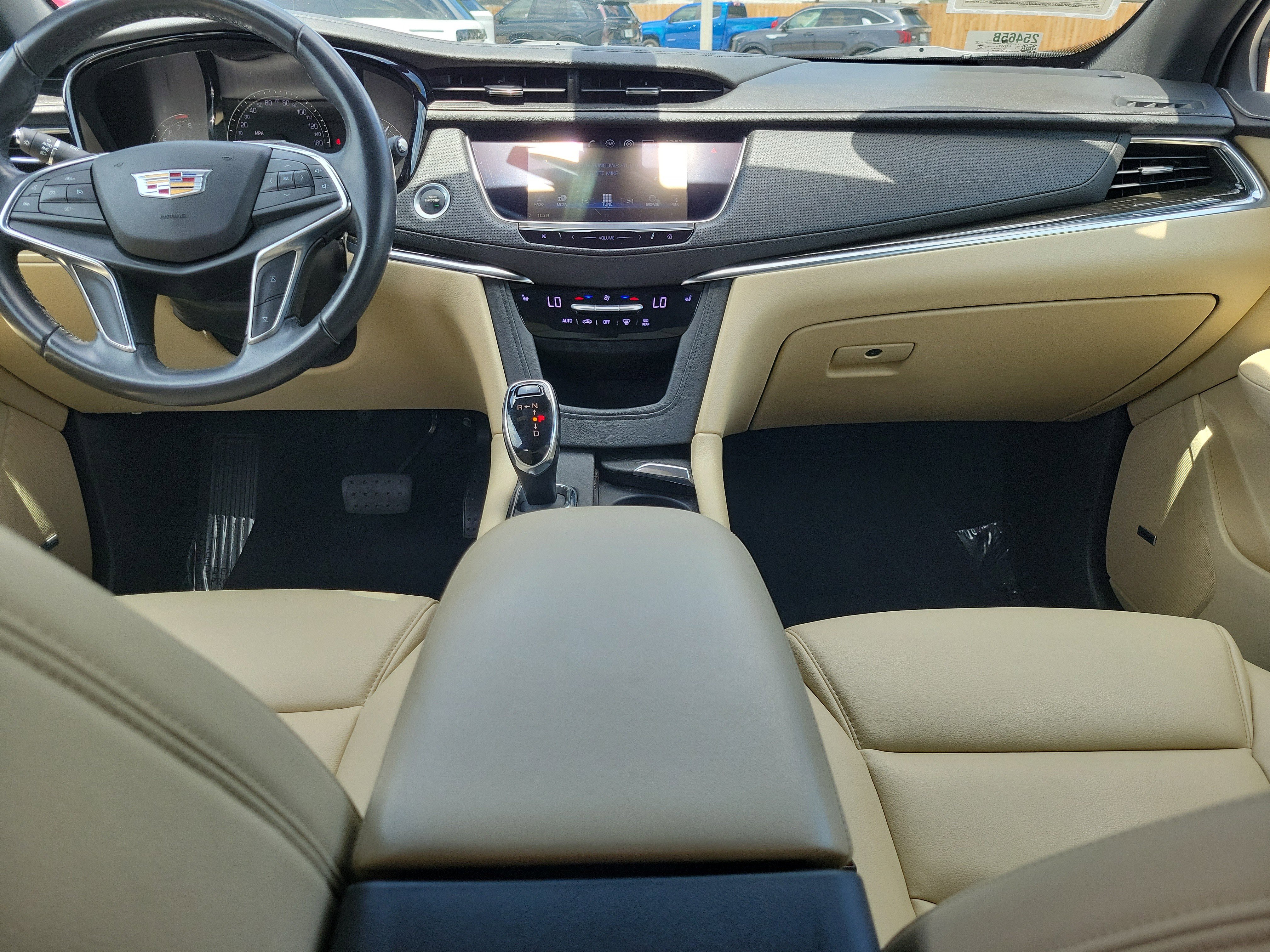 Used 2018 Cadillac XT5 AWD image 14